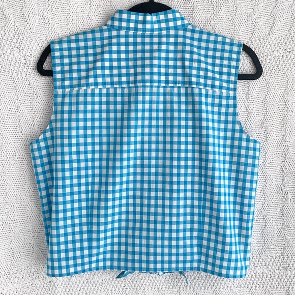 Sleeveless Button Down Front Tie Top - Picture 3 of 7